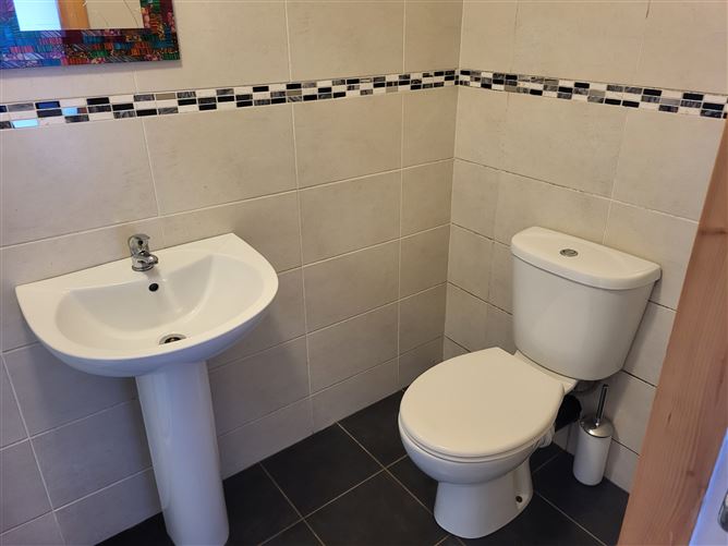 Main Street, Kinnegad, Westmeath, N91YE0K