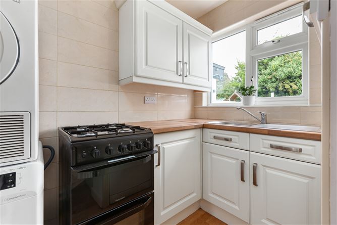 11 Ballinteer Gardens, Ballinteer, Dublin 16