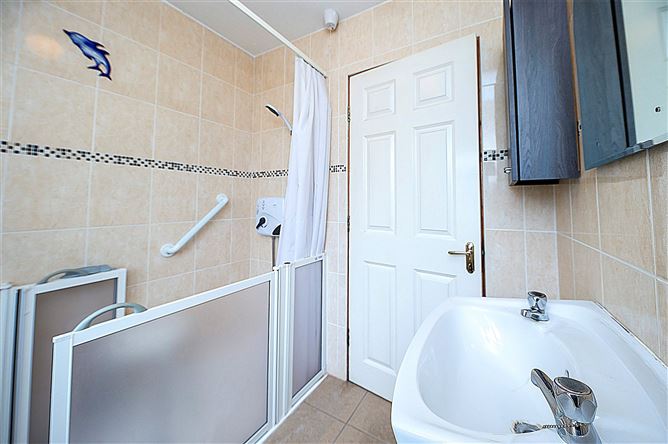 9 Chestnut Grove, Castlepark, Mallow, Co. Cork