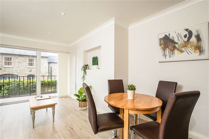 Apt. 10 Raglan Hall, Clyde Road, Ballsbridge, Dublin 4