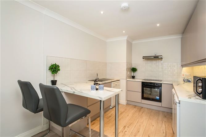 Apt. 10 Raglan Hall, Clyde Road, Ballsbridge, Dublin 4