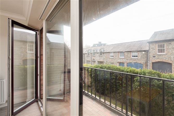 Apt. 10 Raglan Hall, Clyde Road, Ballsbridge, Dublin 4