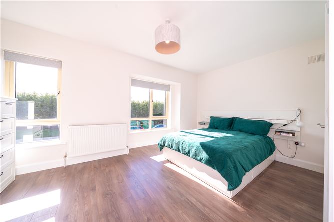 26 St. Finians Way, Newcastle, County Dublin