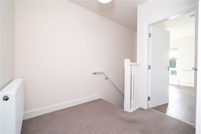 26 St. Finians Way, Newcastle, County Dublin