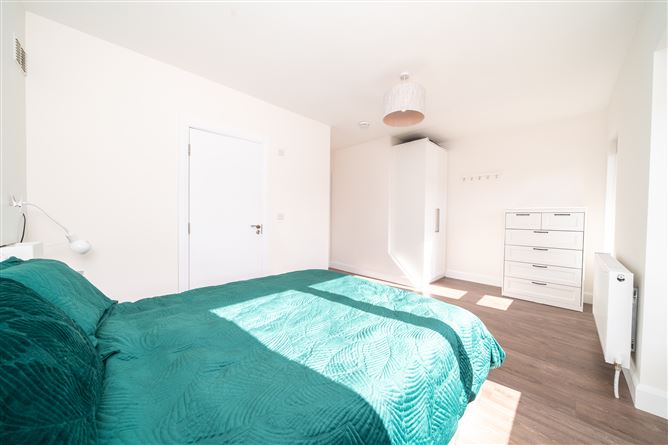26 St. Finians Way, Newcastle, County Dublin
