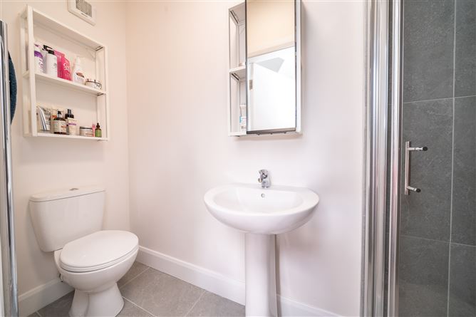 26 St. Finians Way, Newcastle, County Dublin