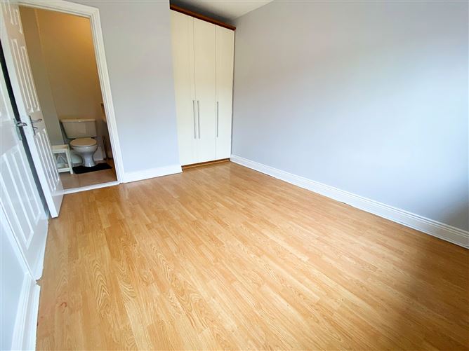 4 Hampton Wood Crescent, Finglas, Dublin 11