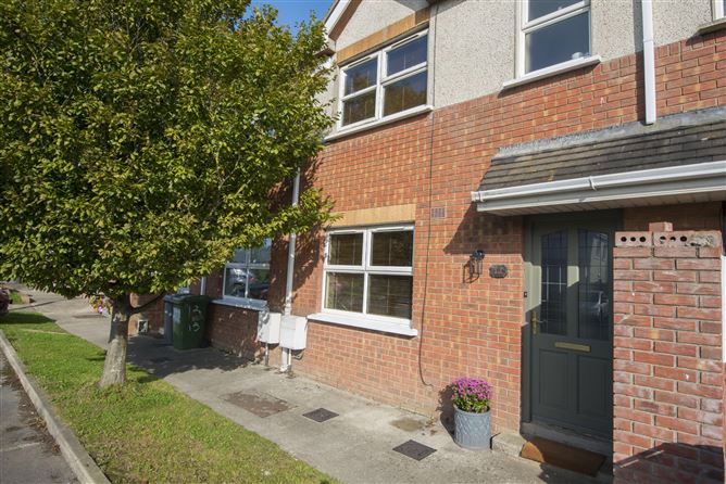 12 Thorn Chase, Woodale Road, Rush, Dublin