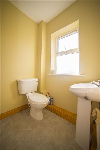 12 Thorn Chase, Woodale Road, Rush, Dublin