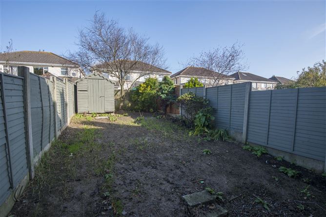 12 Thorn Chase, Woodale Road, Rush, Dublin