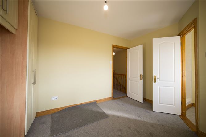 12 Thorn Chase, Woodale Road, Rush, Dublin