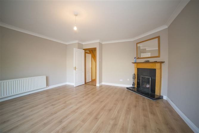 12 Thorn Chase, Woodale Road, Rush, Dublin