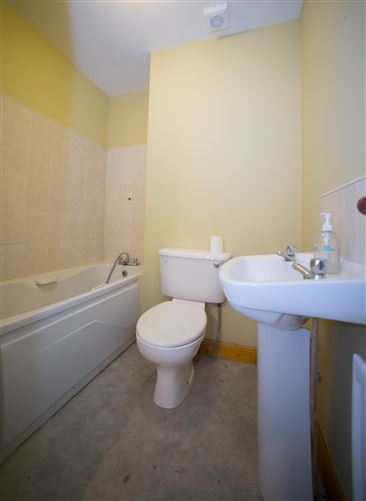 12 Thorn Chase, Woodale Road, Rush, Dublin
