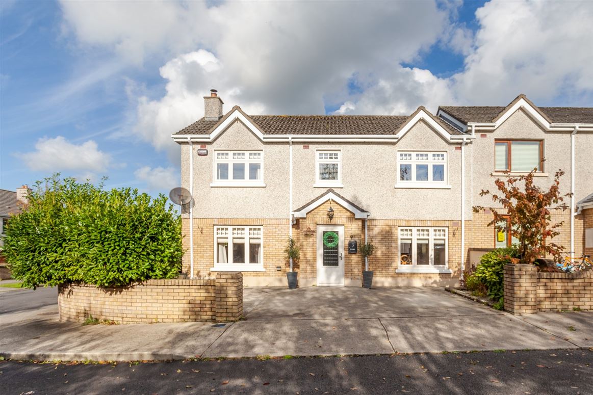 46 The Drive, Earls Court, Kill, Co. Kildare