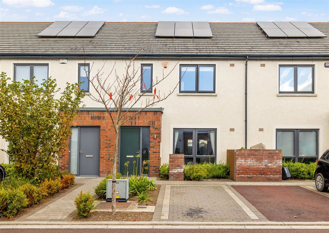 5 Somerton Grove, Lucan, Co. Dublin