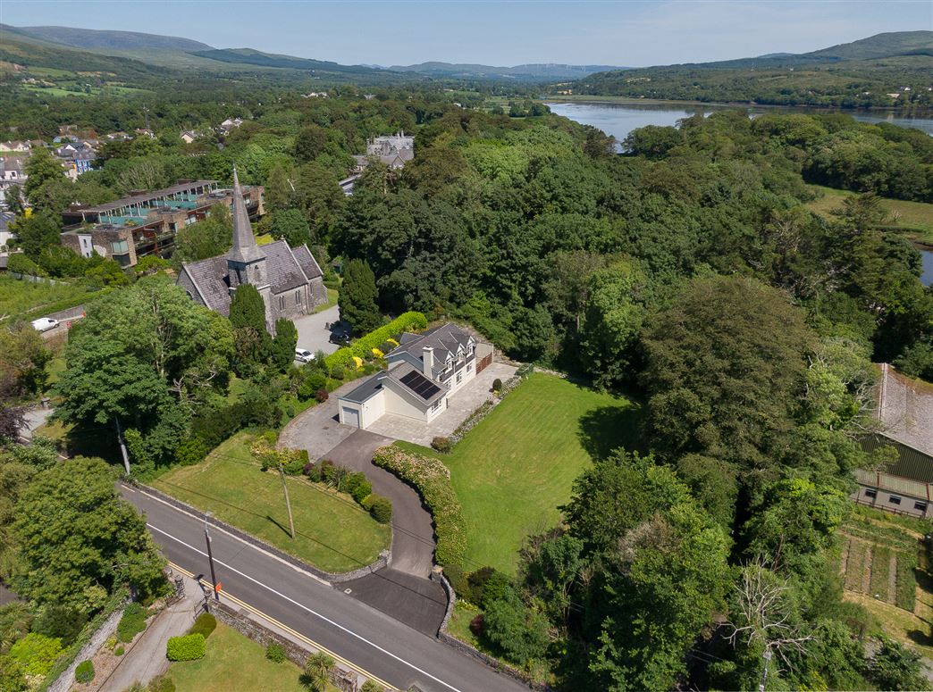 The Bell Height, Kenmare, Co. Kerry, V93 YV91