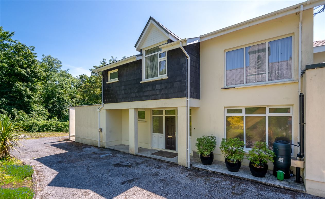 The Bell Height, Kenmare, Co. Kerry, V93 YV91