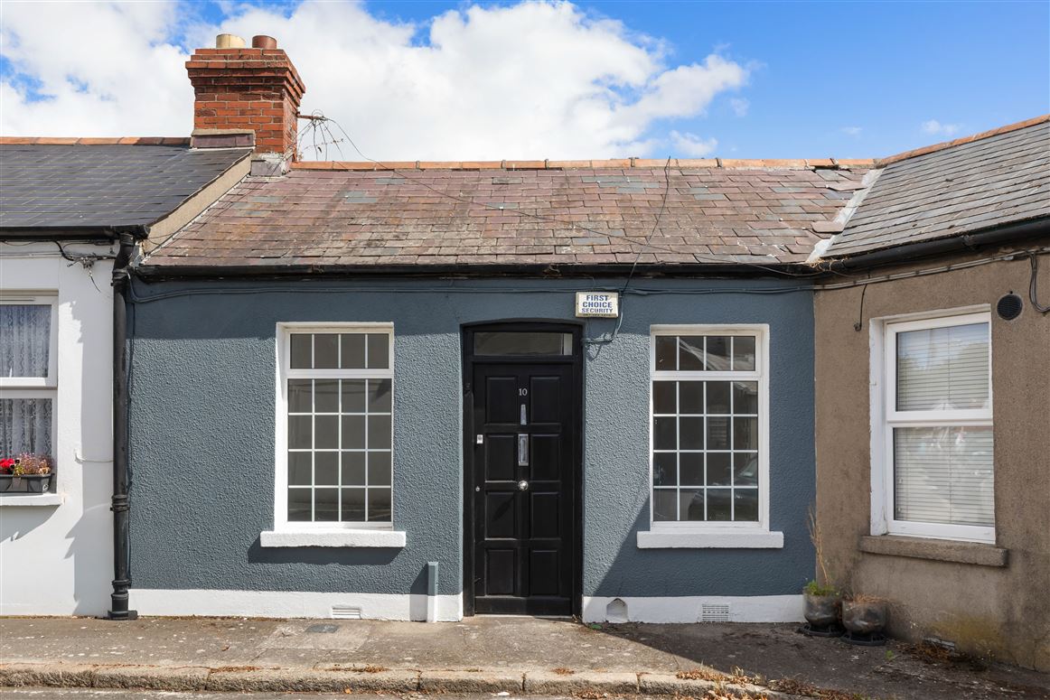 10 Findlater street , North Circular Road, Dublin 7