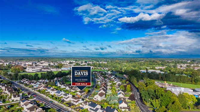 39 College Park , Longford, Longford