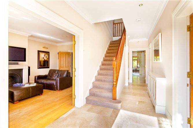 6 Pavilion Gate, Glenamuck Road, Foxrock, Dublin 18