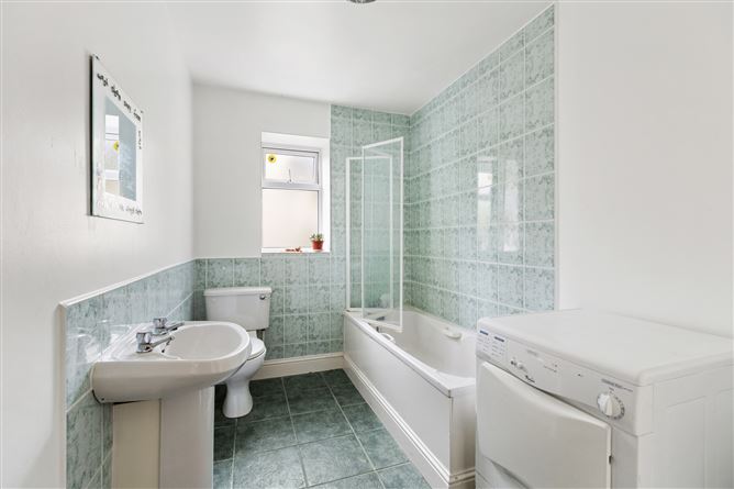 12 Broomfield Hall, Broomfield Court, Shankill, Dublin 18