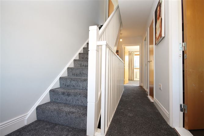24 Hunters Grove, Hunterswood, Ballycullen, Dublin 24