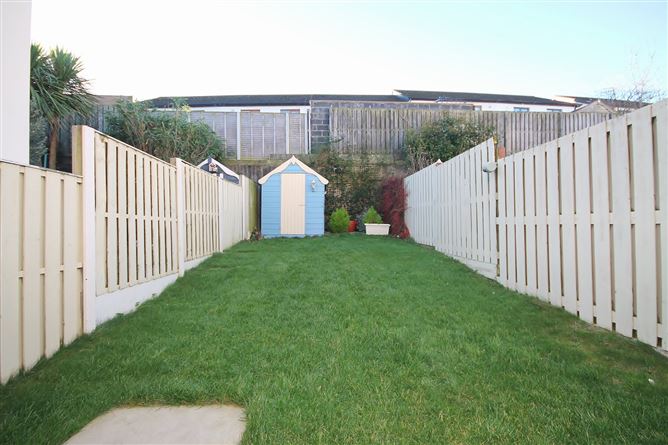 24 Hunters Grove, Hunterswood, Ballycullen, Dublin 24