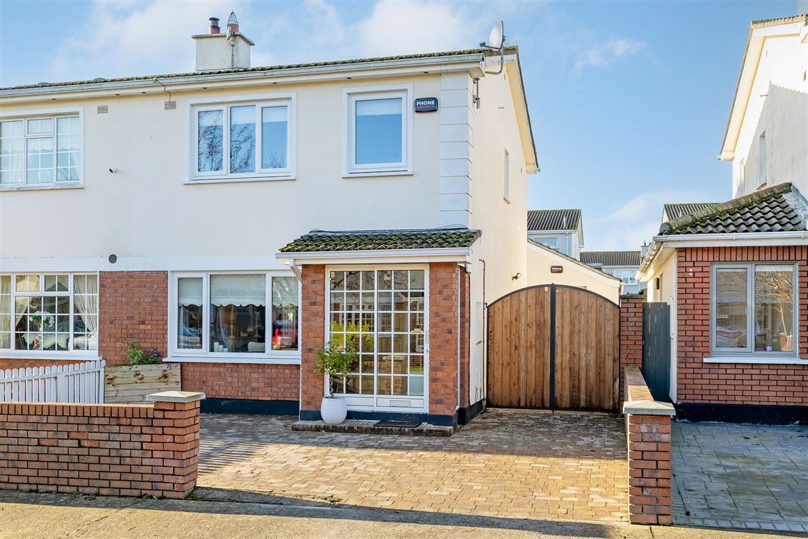 25 Thornhill Meadows, Celbridge, Co. Kildare Sherry Fitzgerald Brady