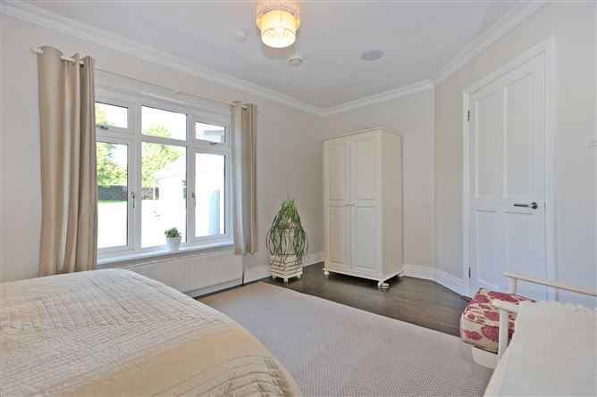 Cottage Cross, Clonlara, Co. Clare