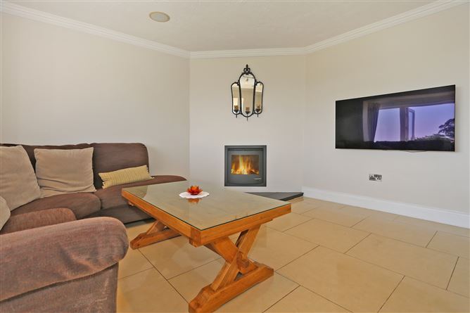 Cottage Cross, Clonlara, Co. Clare