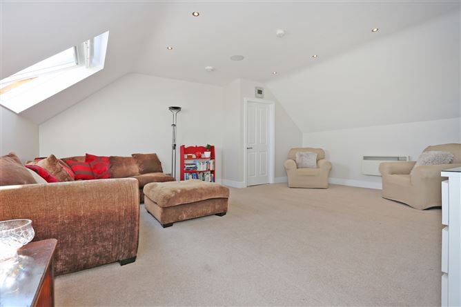 Cottage Cross, Clonlara, Co. Clare