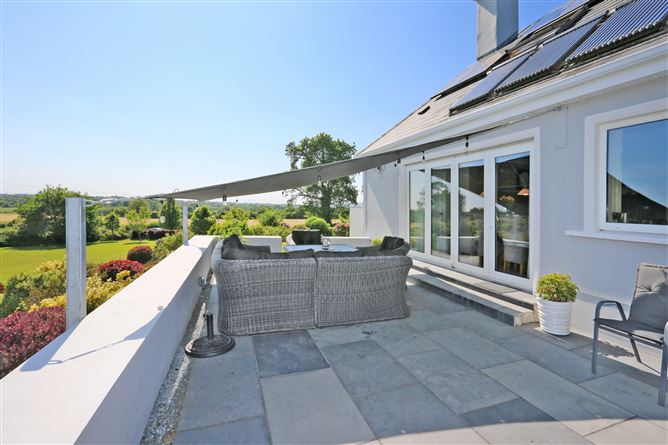 Cottage Cross, Clonlara, Co. Clare