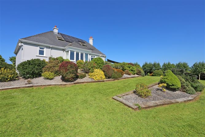 Cottage Cross, Clonlara, Co. Clare