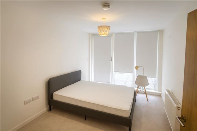 https://photos-a.propertyimages.ie/media/8/7/1/4961178/4ca04023-3133-4236-aa5e-1746340346ab_l.jpg