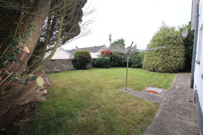 Photo 19 of 21 — No.51 The Demesne, Longford, Longford
