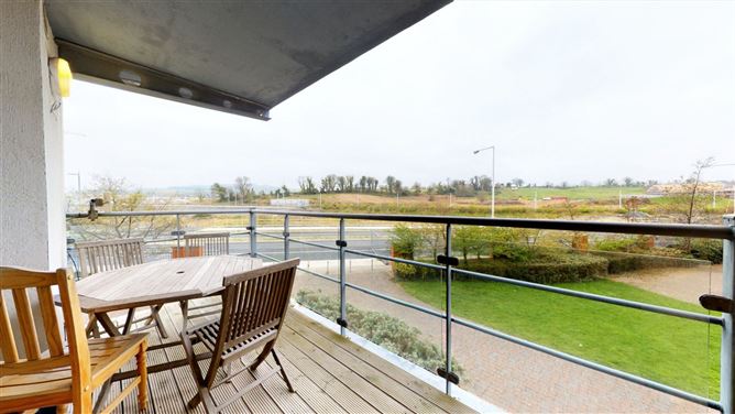 158 The Oval, Block O, Tullyvale, Cabinteely, Dublin 18