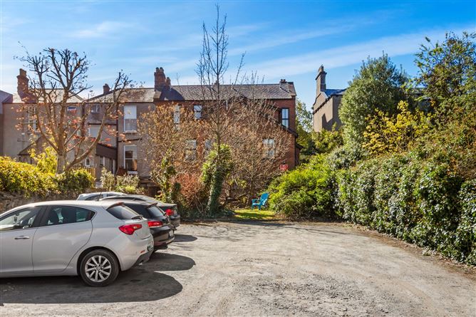 6 Maple Court, 40-42 Terenure Road East, Rathgar, Dublin 6