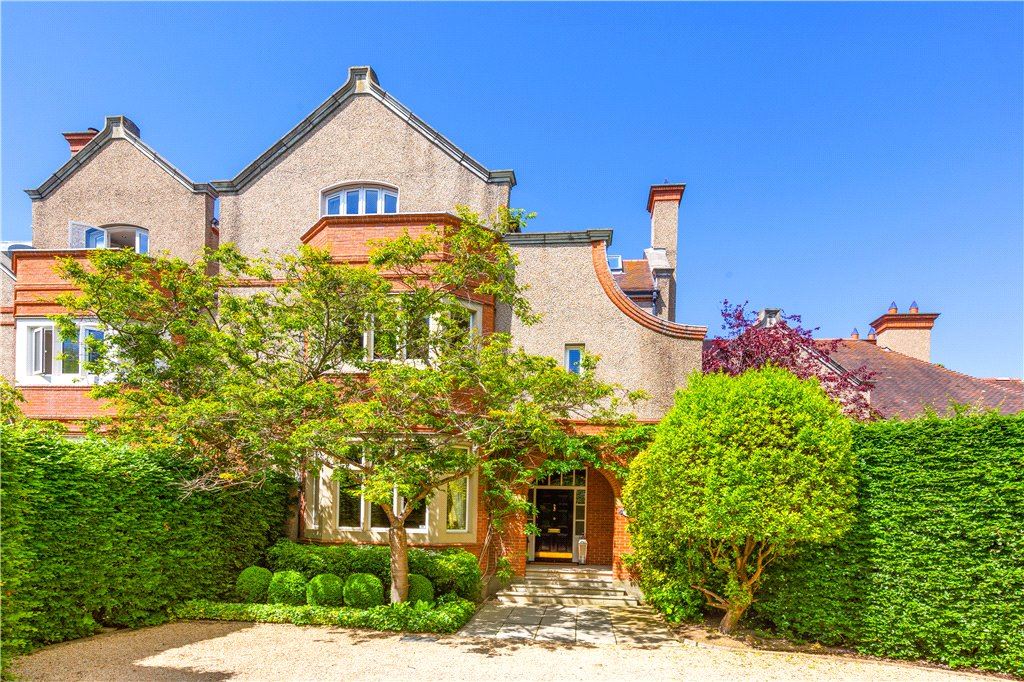 84 Ailesbury Road, Ballsbridge, Dublin 4