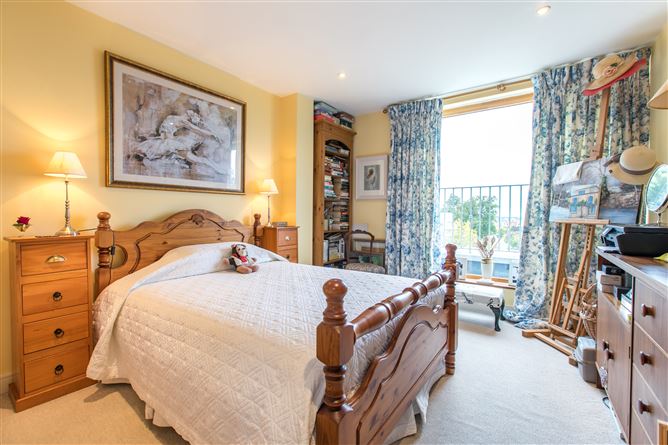 402 The Ash, Grange Hall, Rathfarnham, Dublin 16