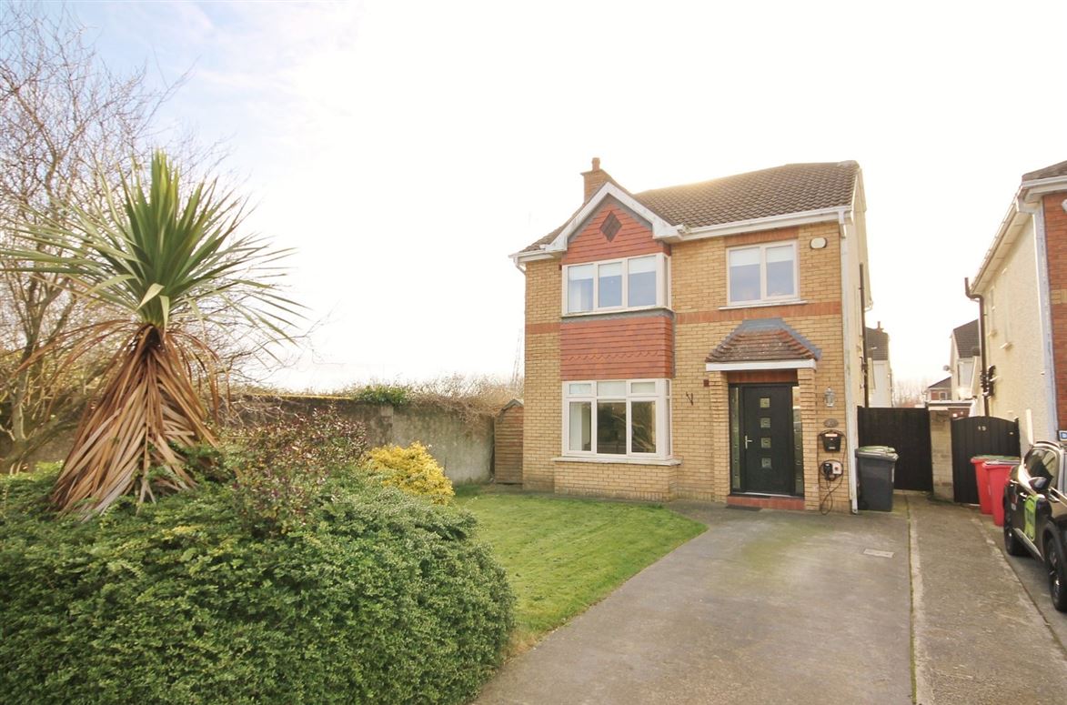 18 Tullyhall Crescent, Lucan, Co. Dublin DNG Lucan 4676278 MyHome