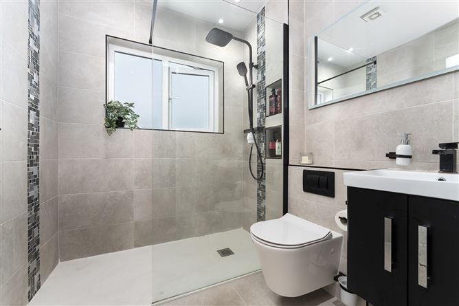 10 Huntstown Close, Clonsilla, Dublin 15