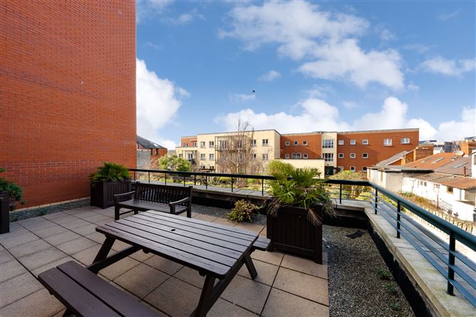 6 Liberty Court, Clanbrassil Street, Dublin 8