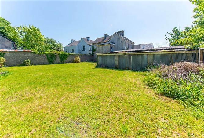Photo 10 of 31 — 58 Father Griffin Road, Galway City