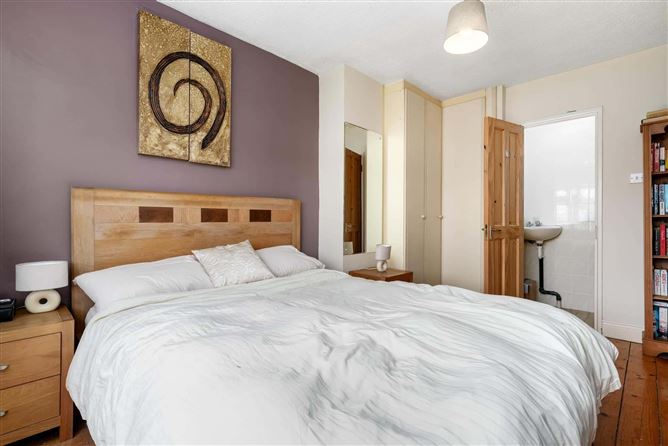 Photo 17 of 33 — 44 Castleknock Way, Laurel Lodge, Castleknock, Dublin 15