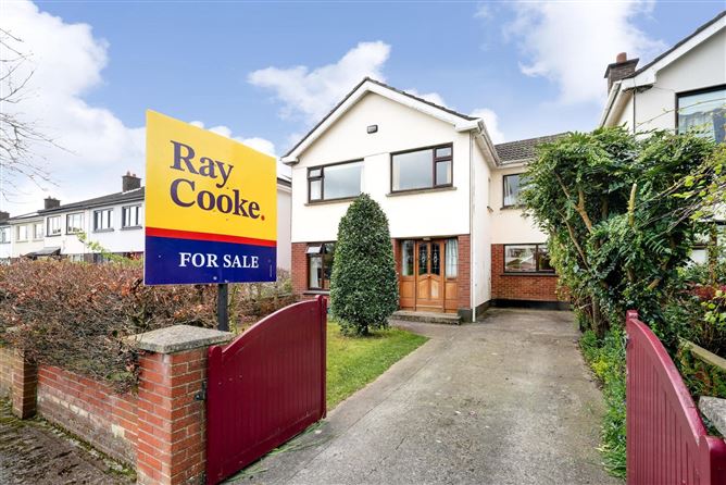 Photo 1 of 33 — 44 Castleknock Way, Laurel Lodge, Castleknock, Dublin 15