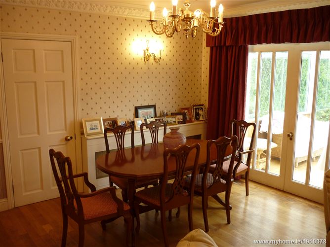 Dunroamin, Gordon Avenue, Foxrock, Dublin 18