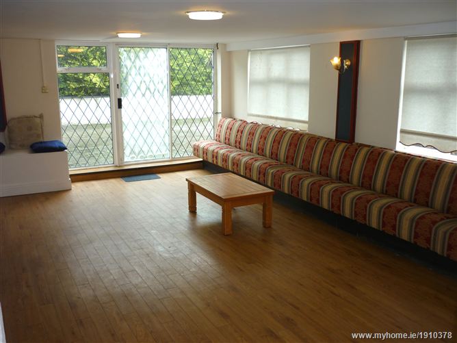 Dunroamin, Gordon Avenue, Foxrock, Dublin 18