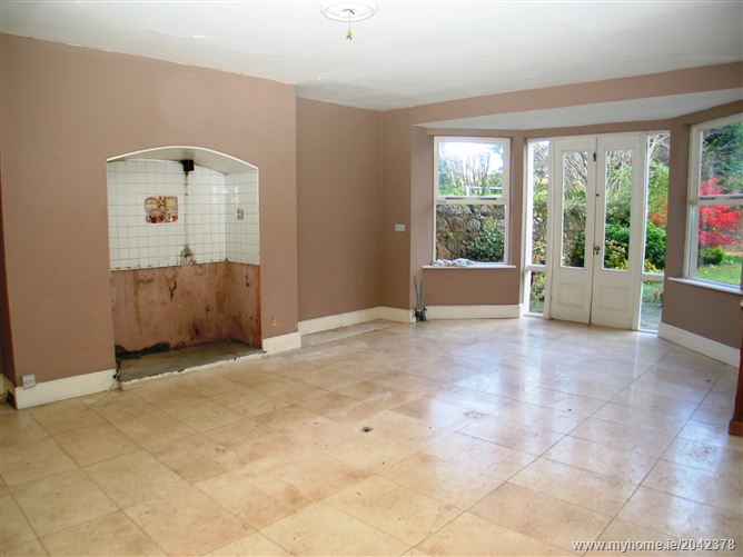 " Coolbawn" 2 Ailesbury Road , Ballsbridge, Dublin 4