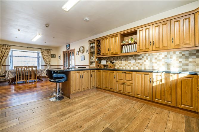 Roseanllis Village, Mountmellick, Laois