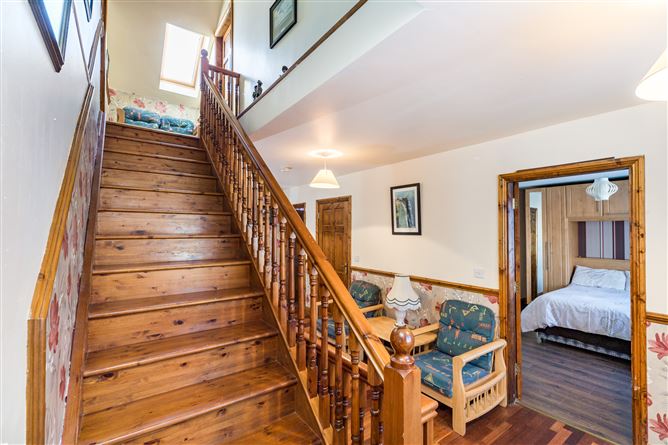 Roseanllis Village, Mountmellick, Laois